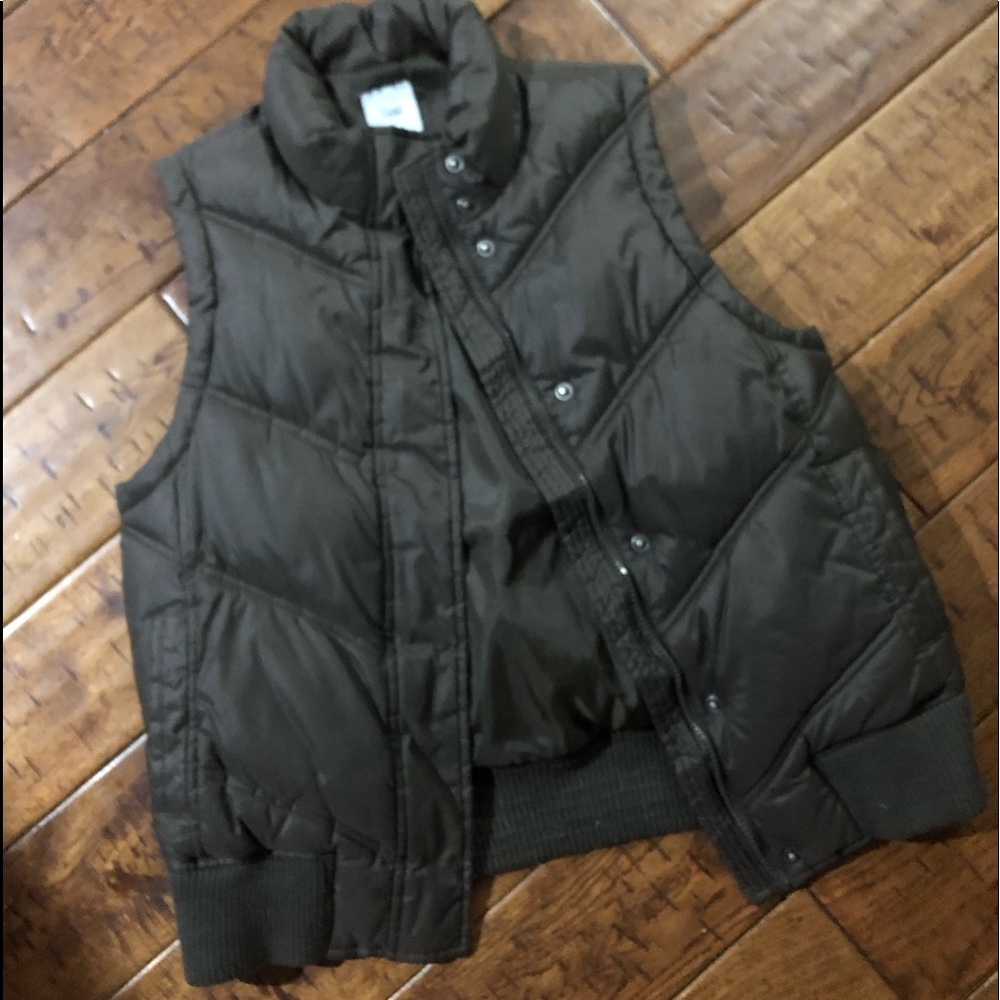 GAP puffer vest